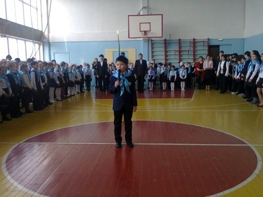Торжественная церемония приема школьников в ряды Республиканского общественного объединения  «Единая детско-юношеская организация «Жас Ұлан, Жас Қыран»