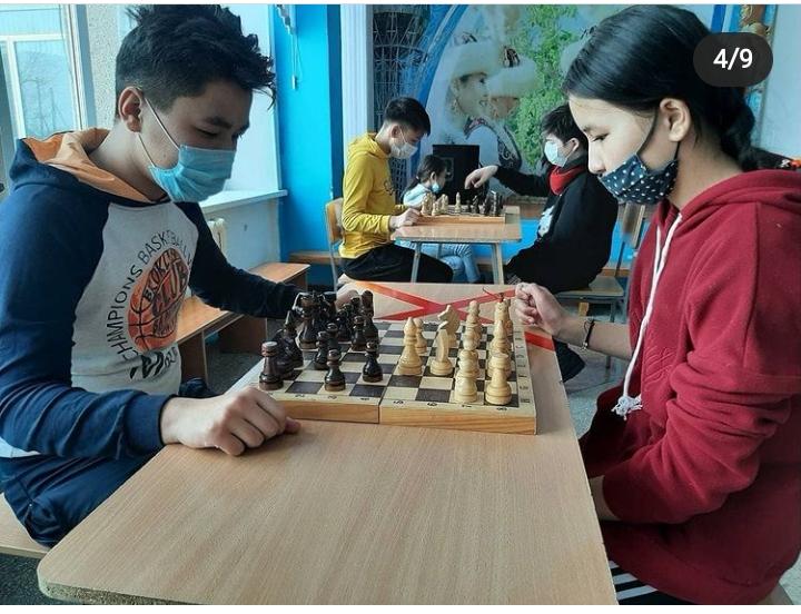 В рамках празднования Наурыз и весенних каникул в нашей школе был проведён турнир по шахматам