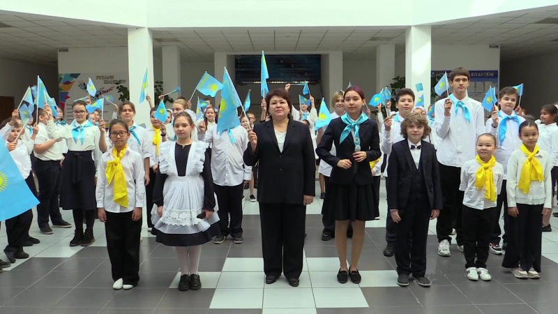 В преддверии национального праздника День Республики в городе Павлодар стартовал общегородской Челлендж патриотической песни «Жаса, Казахстан!»