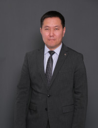 МАШРАПОВ АДИЛЬБЕК -БАСШЫНЫҢ ОҚУ ІСІ ЖӨНІНДЕГІ ОРЫНБАСАРЫ.ГЕОГРАФИЯ ПӘНІНІҢ МҰҒАЛІМІ.