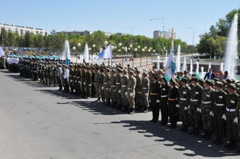 Ұлы Отан соғысы Жеңісінің 71 жылдығына арналған сап түзеу және ән байқауы