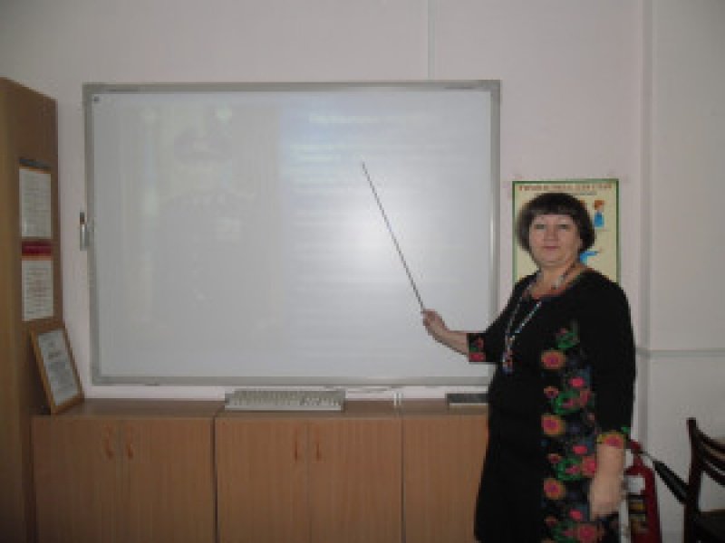 Состоялось торжественное собрание коллектива, посвященное 25-летию Независимости Казахстана. С электронной презентацией выступили Ташланова Т.А. с докладом Шмулько К.Ю. Руководитель Казанцева А.М. поздравила коллектив и вручила награды и денежные призы от профкома пом. воспитателя Карпбаевой К., прачке Щусь Т.И., плавруку Молокову О.П., уч. каз. яз. Макульбековой Г.А. и др. сотрудникам УВК.