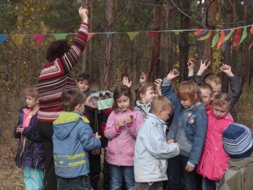 Бала бақшадағы саяхат күні.