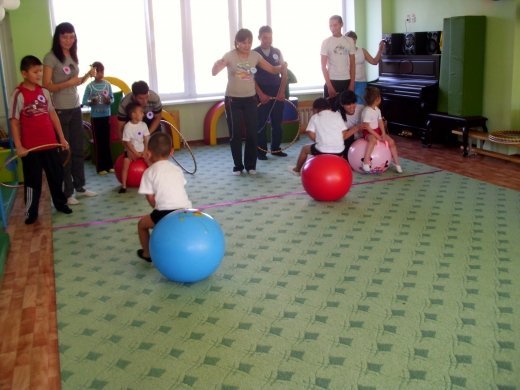 Дене шынықтыру бойынша жас маман отбасылық спорттық шара өткізді. 