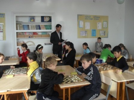 турнир по шашкам среди школьников