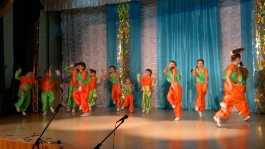 ДПК «Жигер» и ДПК «Болашак» приняли участие в праздничном концерте в КДЦ «Колос»