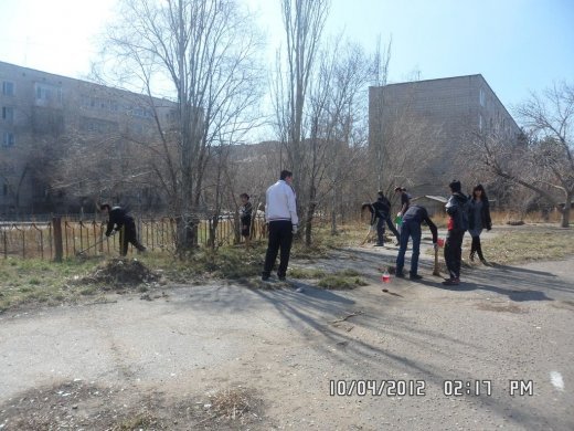 Біздің  мектепте  «Біздің мектептік таза аула» атты акция жарияланды.  