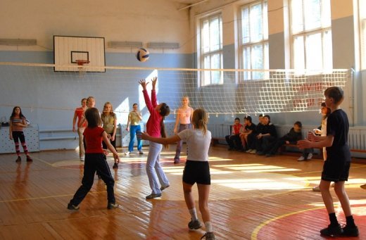 Необычные спортивные соревнования организованы для школьников в период летних каникул