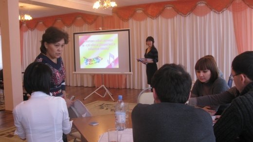 Ән-күй жетекшісі Жұмабекова Сәуле Қайырқызы-қалалық семинарға қатысты.