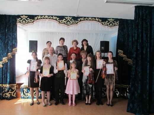 Конкурс на лучшее исполнение виртуозной пьесы среди учащихся струнного отделения ДМШ №2