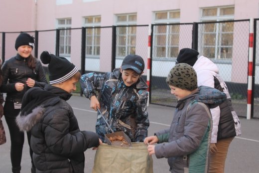 Еңбексүйгіштікке тәрбиелей отырып...