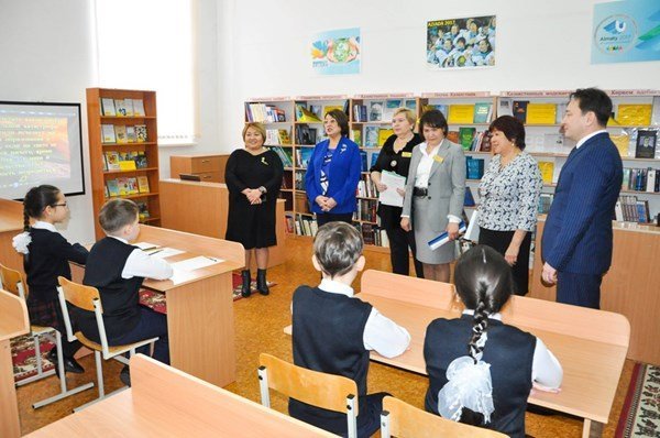 Депутаты Сената Парламента РК  ознакомились с работой школы-лицея №16