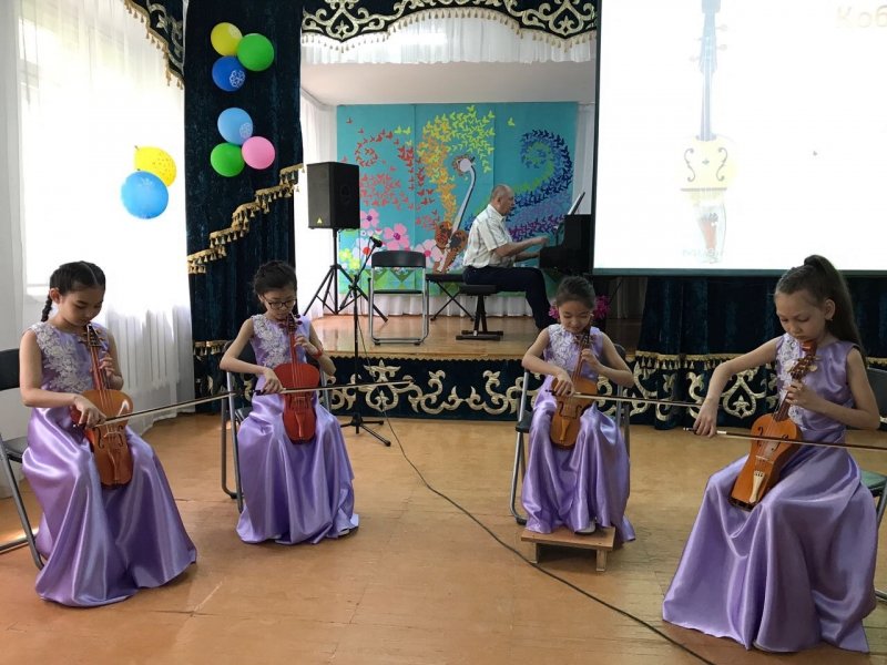 «Легенда о казахских народных инструментах, которые передаются от поколения к поколению»