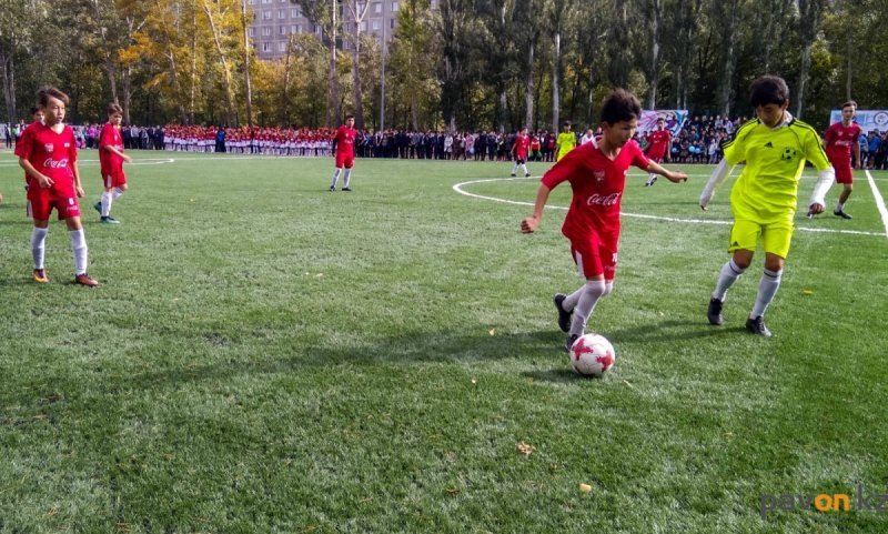 В школе города открыто футбольное поле