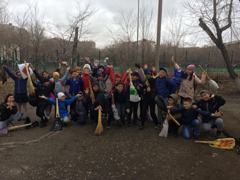 Біздің мектепте сенбілік өткізілді