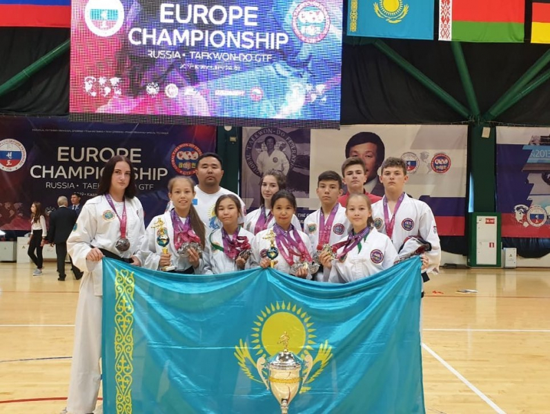 Юные чемпионки Европы по таэквондо