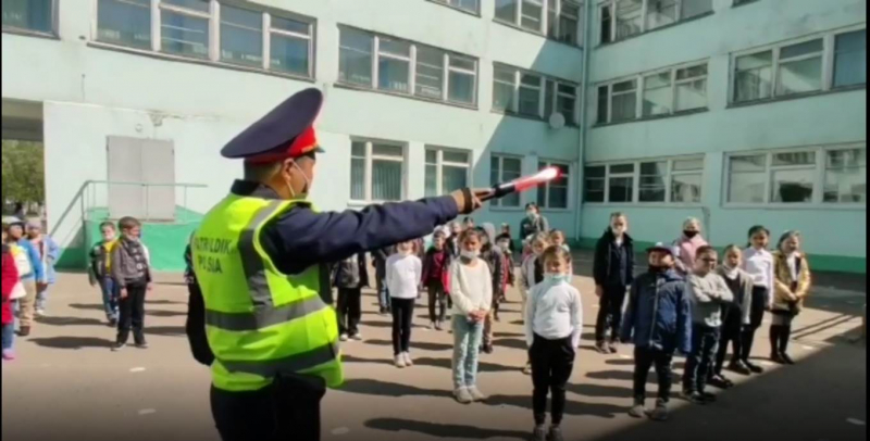 Безопасное поведение на дорогах