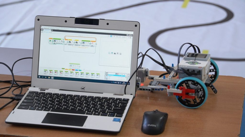 Робототехника бойынша облыстық жарыстар