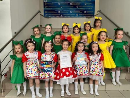 Воспитанницы детского сада №11 стали лауреатами фестиваля  детского творчества 