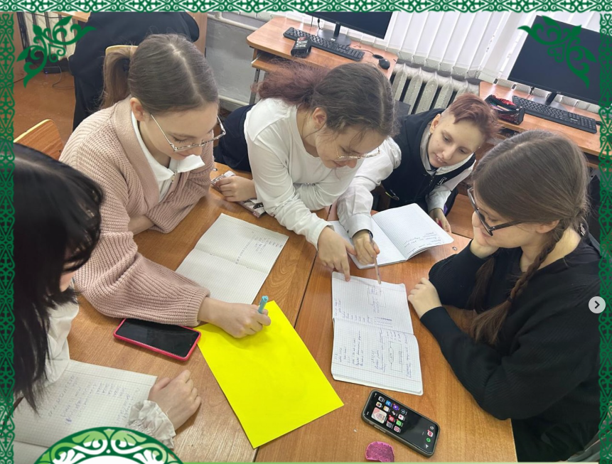 Информатика пәнінің мұғалімдері Коммунист А. Т., Кунанбай Д. М. 8»А» сыныбында Smartbala республикалық жобасы аясында «Өнер тапқырлыққа алғашқы қадам» байқауын өткізді.