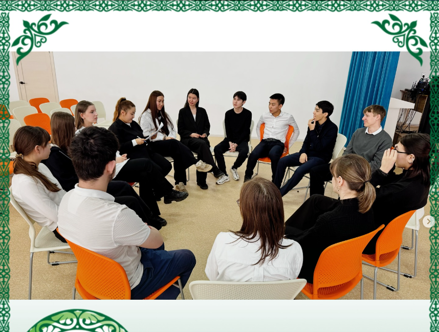 Бүгін мектеп психологы 10 «Б» сыныбында «Стоп буллинг! Сынып ұжымын біріктіру» тақырыбында тренинг өткізді. 