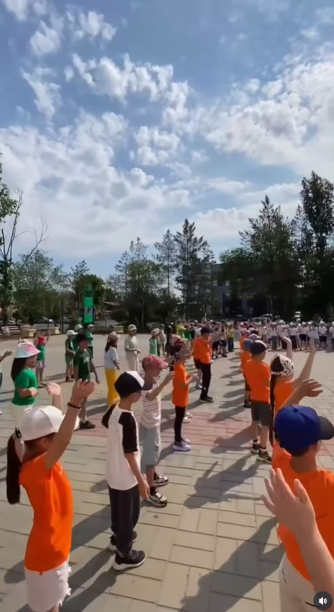 Конечно! Вот адаптированный текст на русском языке:  ---  ### **ЛЕТНИЙ ЛАГЕРЬ ОТКРЫТ! ✨