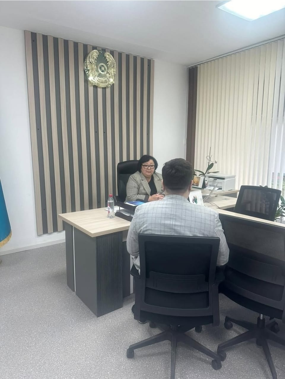 2 қыркүйек, 2025 жыл «Павлодар қаласының 11 орта мектебі» КММ басшысы сағат 15:00-ден 17:00-ге дейін жеке қабылдау өткізді. Жиын барысында оқу-тәрбие үрдісінің өзекті мәселелері талқыланып, ата-аналарға жан-жақты түсіндірмелер берілді. Мұғалімдер мен студ