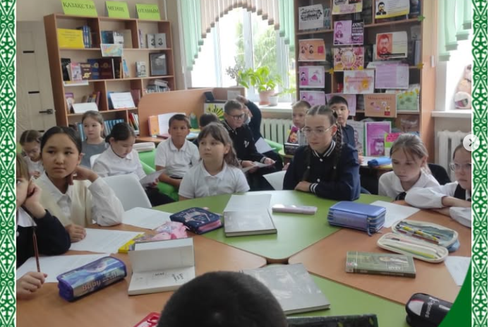 Тілдер апталығы аясында 4 «А» сыныбында ұлы ақын, ағартушы Абай Құнанбаевтың 180 жылдығына арналған поэзия сағаты өтті.