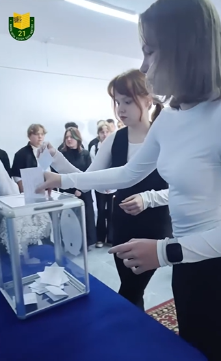 Мектеп президентіне сайлау