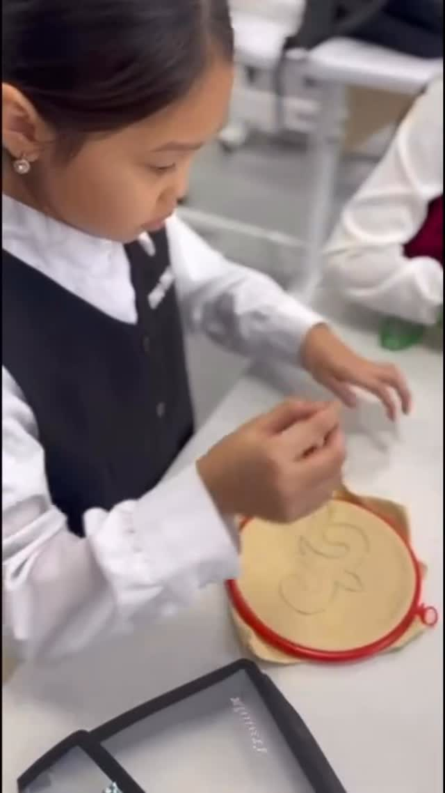 В школе №48 города Павлодара, в рамках проекта «Келешек мектептері» учащимся созданы все условия для всестороннего развития. В школе на системной основе функционируют кружки и секции.