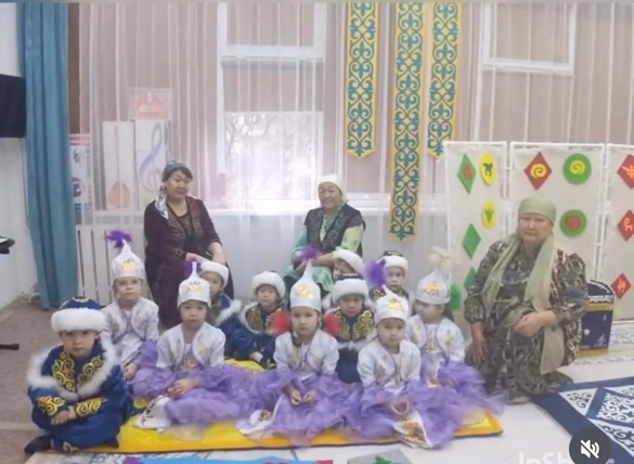 Әжелер мектебі