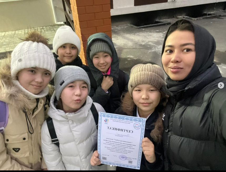 Бүгін мектебіміздің 5 “А” сынып командасы қалалық “Академиктер кубогі” викториналық сайысқа қатысып, сертификатпен марапатталды!!!