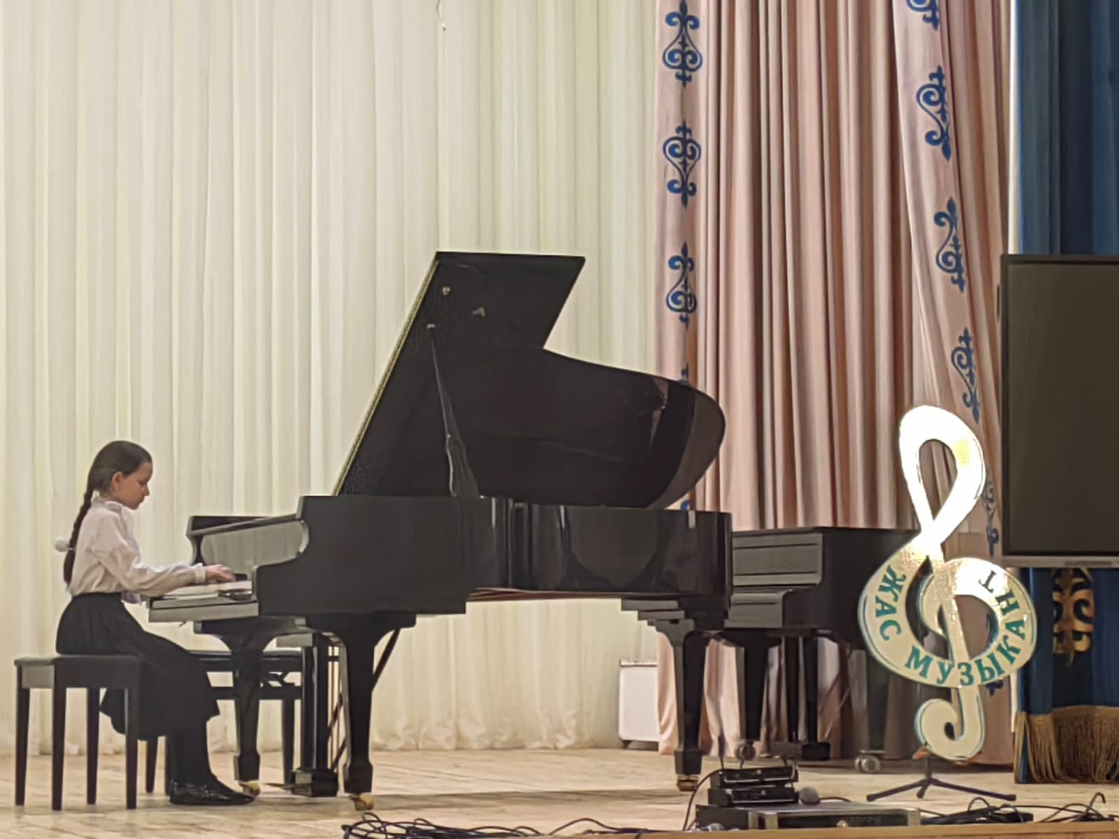 Фестиваль-конкурс юных музыкантов