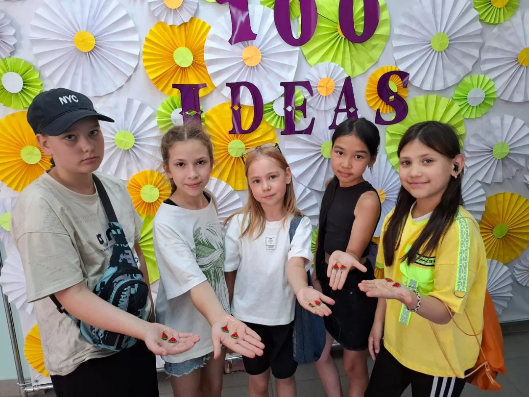 «Жас шебер» бейіндік лагері қатысушыларының шығармашылық жұмыстары.