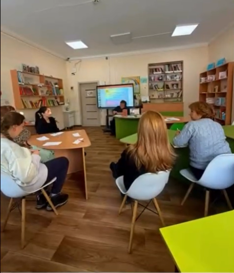 26 февраля 2026 года в КГУ “ Средней общеобразовательной школе 27” города Павлодара прошла встреча с родителями учеников первых классов по ЦППР на тему: “ Эмпатия и её роль в развитии младшего школьника”.