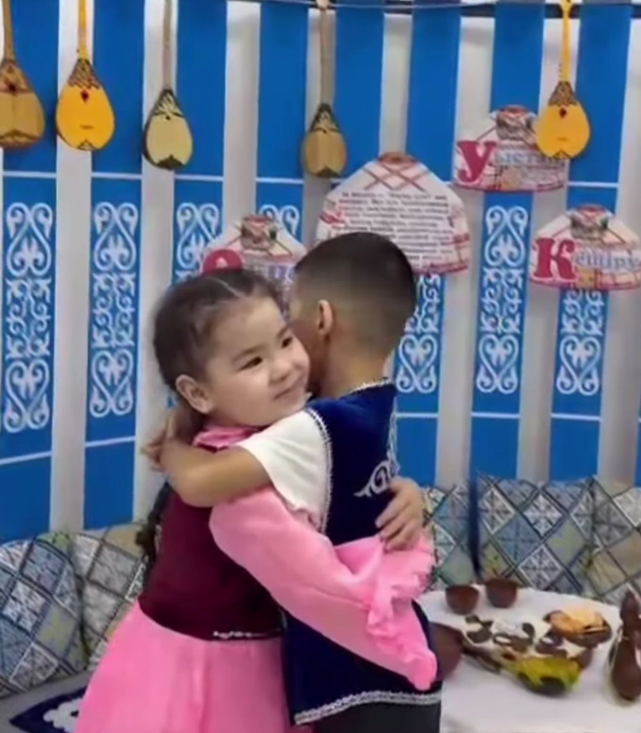 Көрісу күні – үлкенге құрмет, кішіге ізет