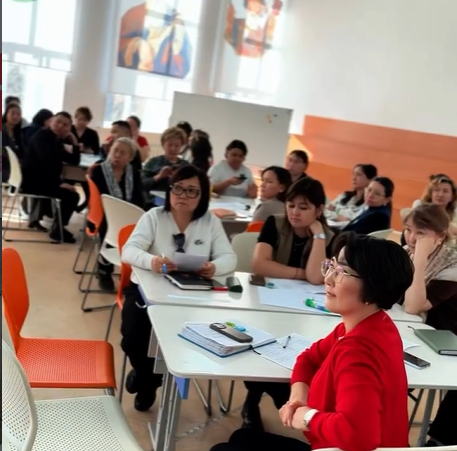 Бүгін, 01.04.2026 жылы, біздің мектепте «Мектептің тәрбие жұмысындағы тәуекелдерді мониторингтеу және басқару жүйесі» тақырыбында тәрбие ісі жөніндегі мектеп директорларының орынбасарларына арналған қалалық семинар өтті. Аталған іс-шара тәрбие жұмысының ж